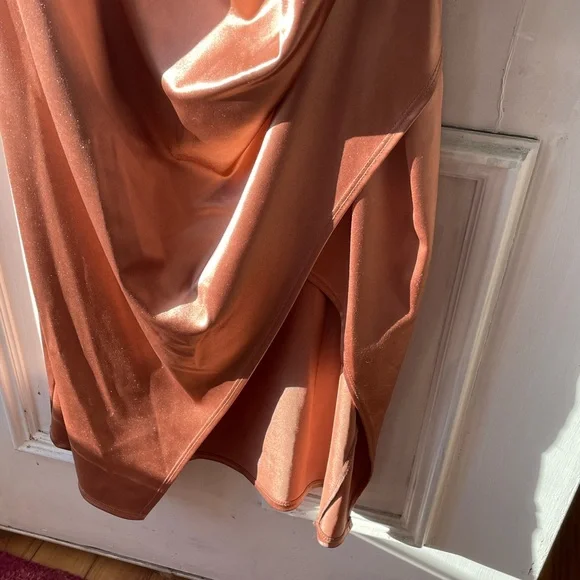 🎉🎁Holiday Party Steal🎁🎉 ROSE GOLD shimmer faux-wrap dress - Picture 3 of 6